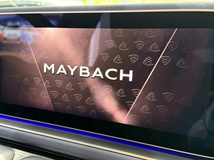 Фото 18 - Mercedes-Benz GLS-Class