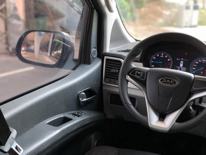 Фото 16 - JAC Refine M4