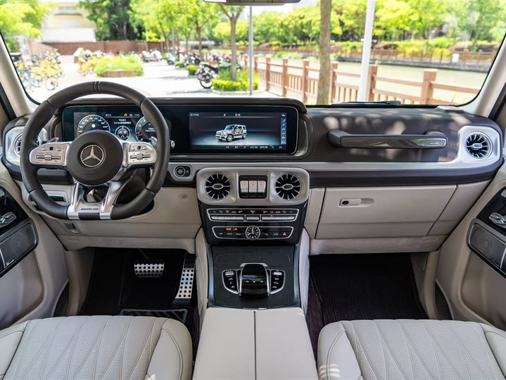 Фото 20 - Mercedes-Benz G-Class AMG