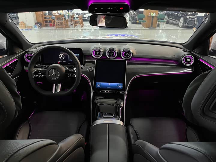 Фото 11 - Mercedes-Benz C-Class