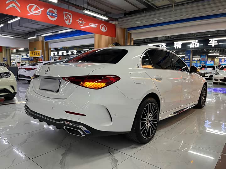 Фото 5 - Mercedes-Benz C-Class