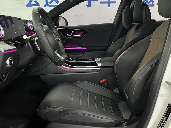 Фото 9 - Mercedes-Benz C-Class