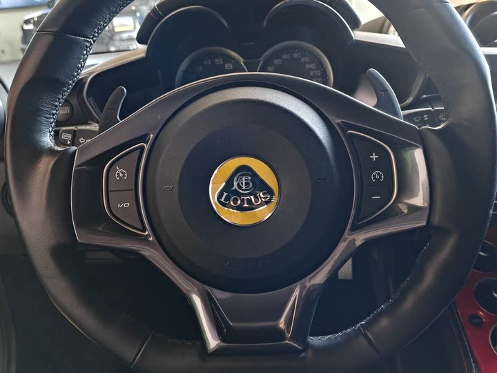 Фото 17 - Lotus Evora