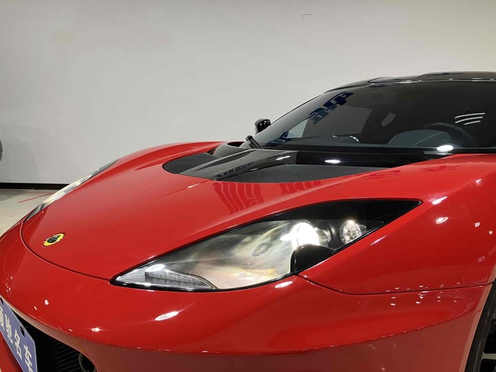 Фото 5 - Lotus Evora