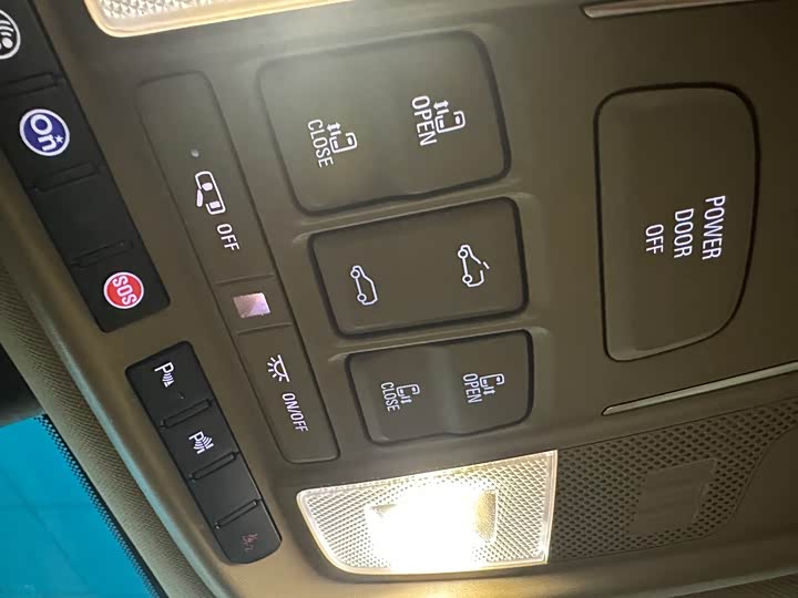 Фото 13 - Buick GL8 ES