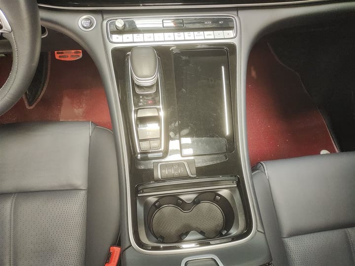 Фото 13 - GAC Trumpchi M8