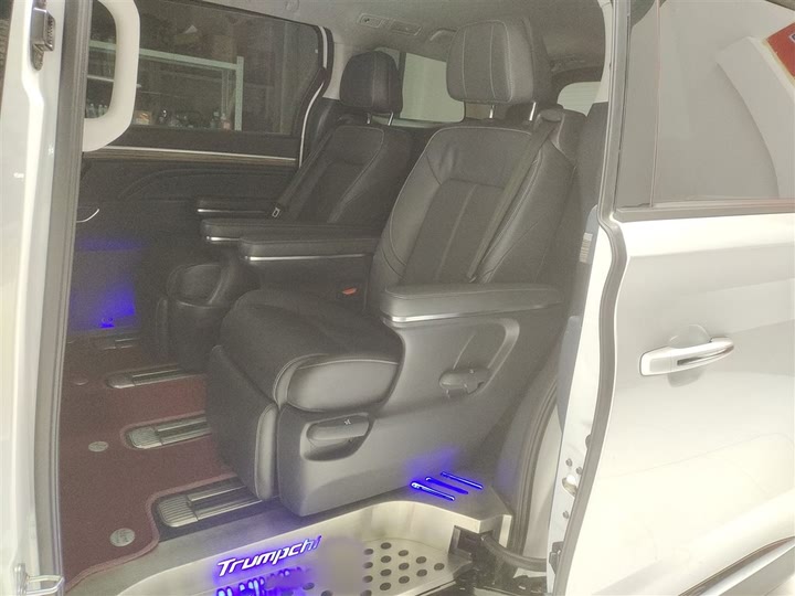 Фото 20 - GAC Trumpchi M8