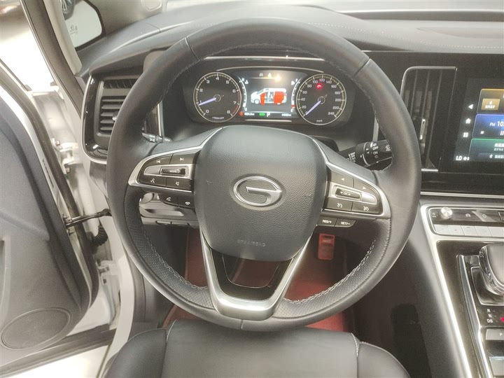 Фото 7 - GAC Trumpchi M8