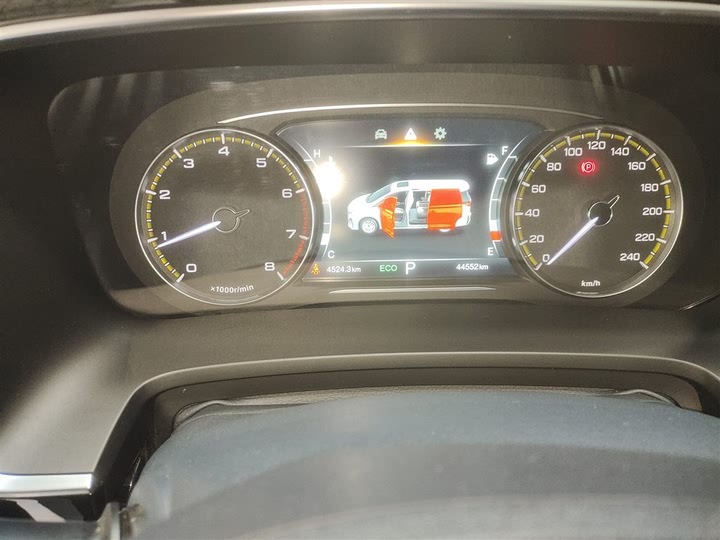 Фото 9 - GAC Trumpchi M8