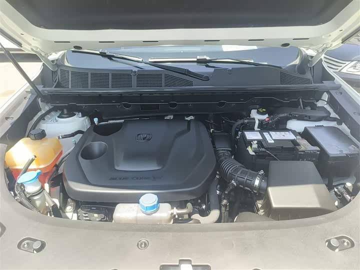 Фото 13 - Changan CS85 Coupe