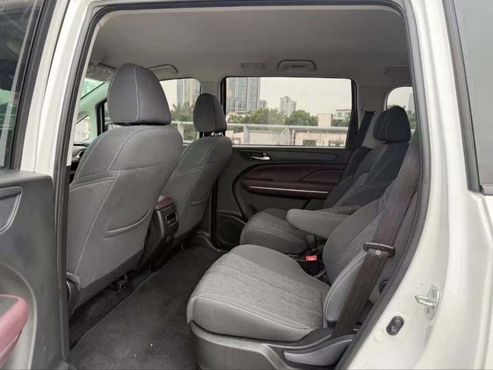 Фото 10 - GAC Trumpchi M6