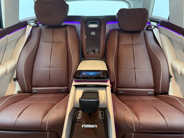 Фото 9 - Mercedes-Benz Maybach GLS