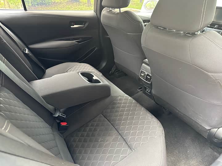 Фото 11 - Toyota Allion