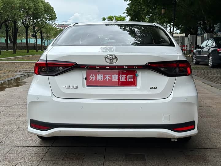 Фото 4 - Toyota Allion