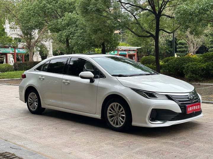 Фото 8 - Toyota Allion